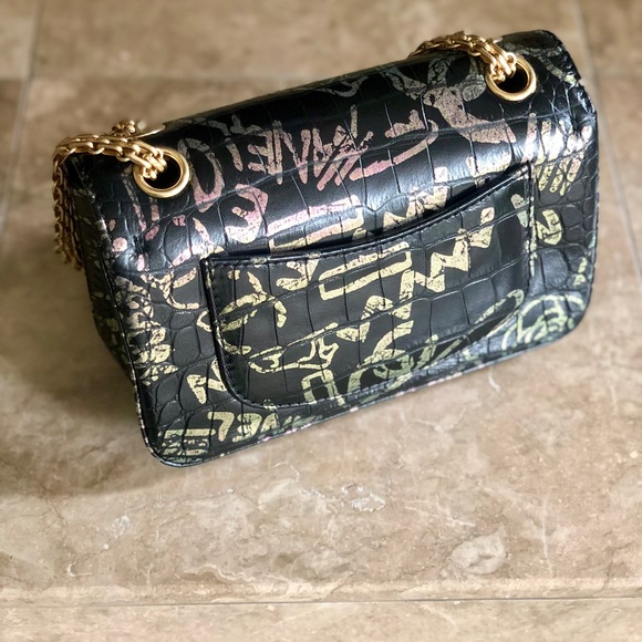 AUTHENTIC CHANEL - Mini Chanel 2.55 - Picture 2 of 6